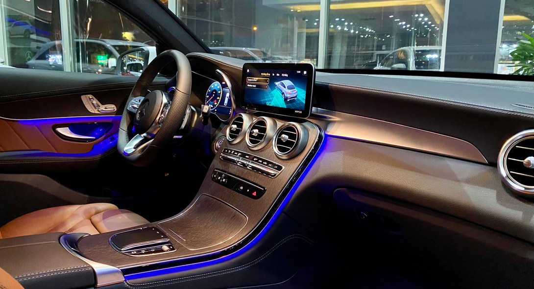 Mercedes GLC 300 Coupe 2022 2023 (17)