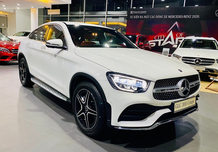 Mercedes GLC 300 Coupe 2022 2023 (17)
