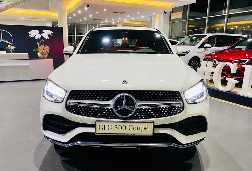 Mercedes GLC 300 Coupe 2022 2023 (17)