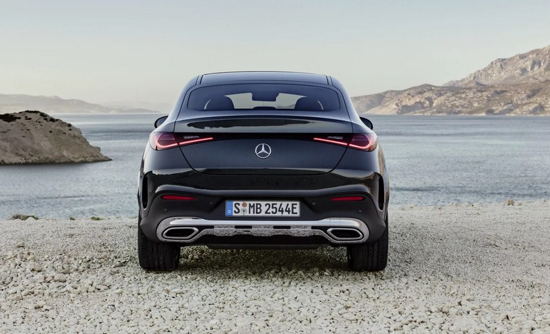 Ai là người phù hợp với Mercedes GLC 300 Coupe 4Matic 2024 ?